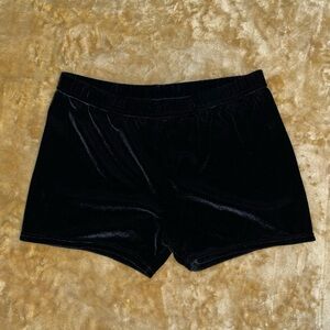 CLEAROUT🔥 Thrifted ♻️ BioWorld Shorts 🖤